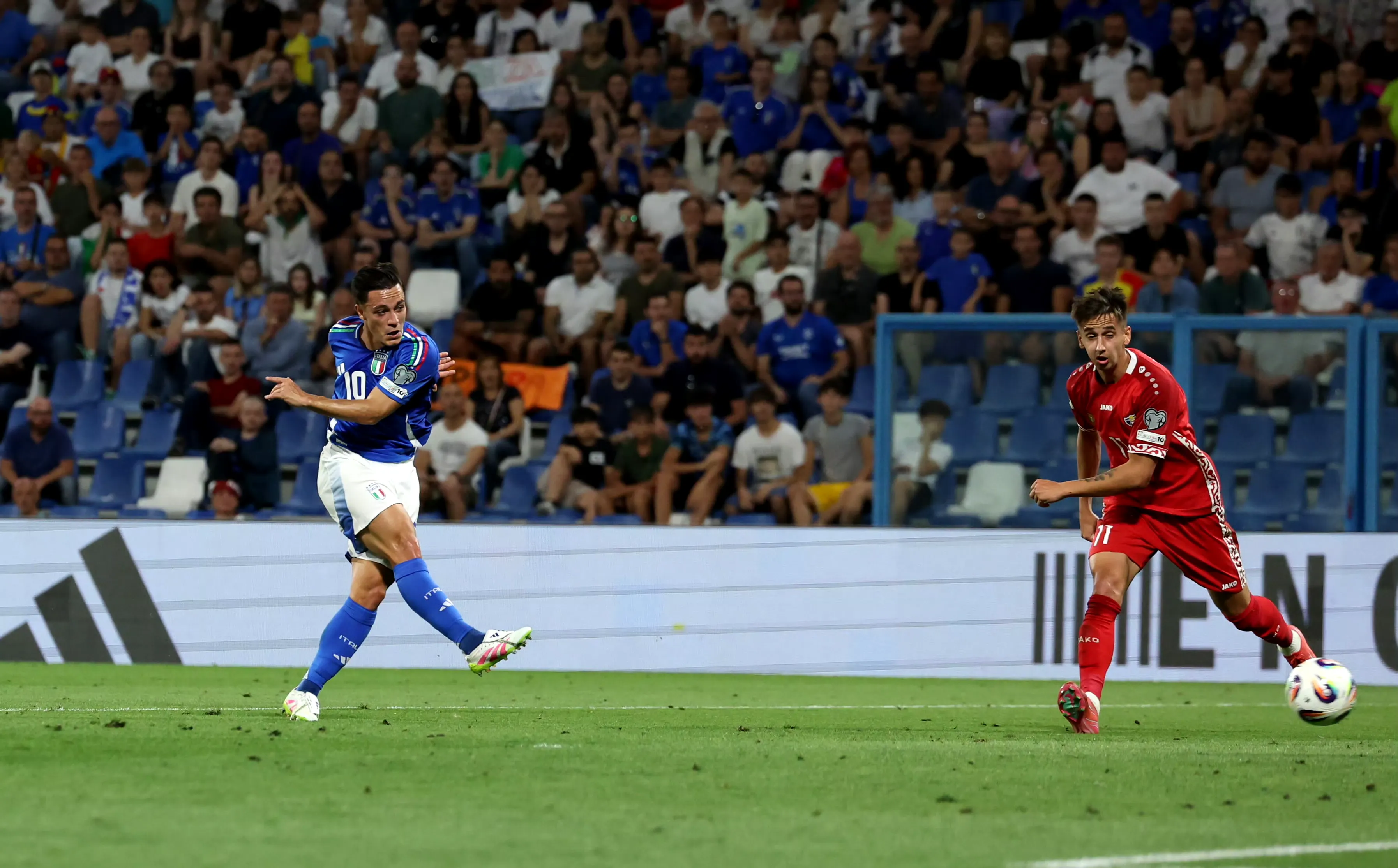  意大利杯赛程吃紧；拉齐奥转会期队长鼓劲；底气十足；更衣室氛围转暖-爱游戏ayx首页登录