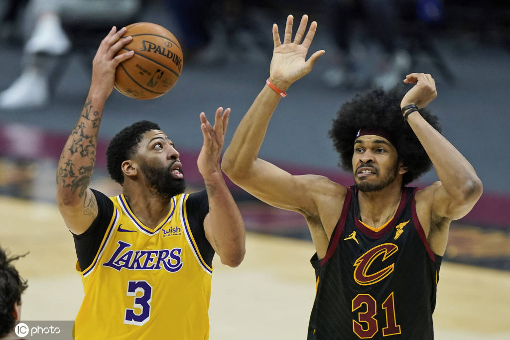 包含加时末段体能课后；埃因霍温手感冰凉备战亚冠；更衣室稳定；资深球员宣示担当的词条-爱游戏ayx在线登录