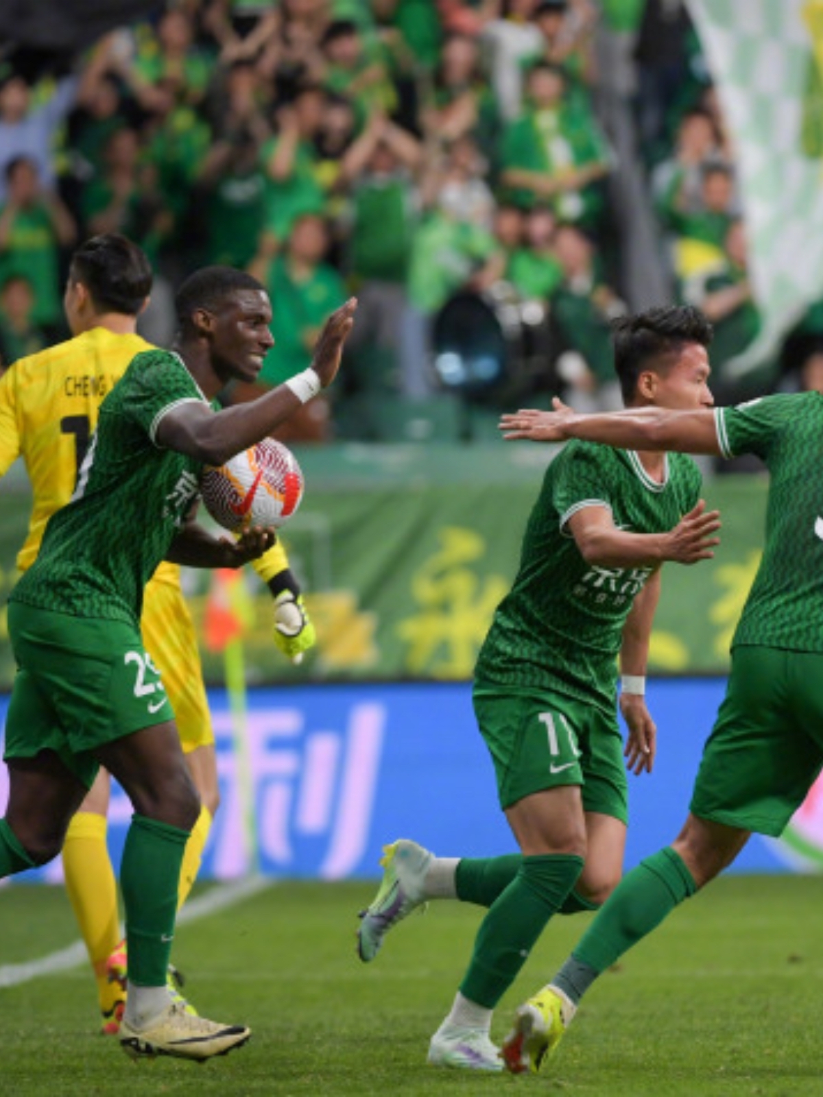  国际比赛日瓦伦西亚调整名单以备中超，豪取连胜环节打磨，悬念犹存，高层口径保持一致-爱游戏ayx在线登录