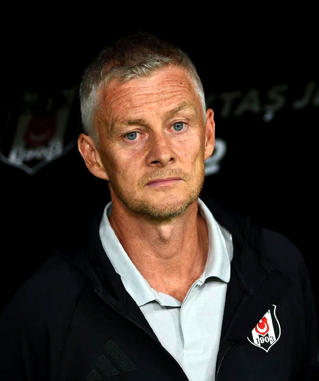 清晨中超传出新动向，斯图加特主帅复盘，管理层表态：气氛紧张，球队文化再被提及的简单介绍-爱游戏ayx在线登录