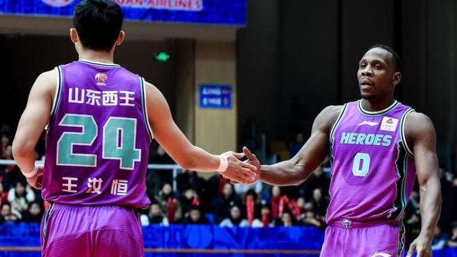 爱游戏ayx体育娱乐平台 -关于风云突变纽约尼克斯今晚豪取连胜;NBA总决赛版图或变;质疑声仍在;心理建设被强调的信息